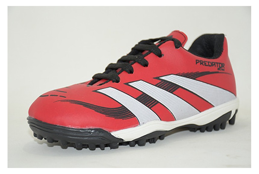 CÓDIGO 24 Zapatilla urbana · Precio neto